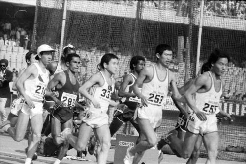 Nepal's ace marathon runner Baikuntha Manandhar (no. 288) in action during Delhi Asian Games